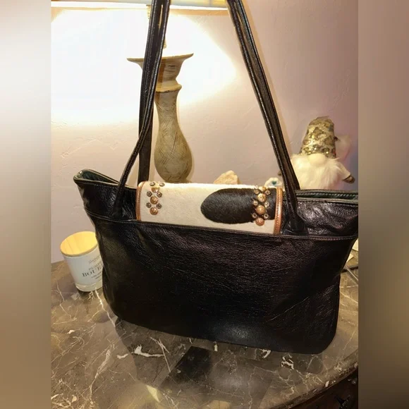 Kurtman Zebra HOH and black leather tote - Picture 2 of 6